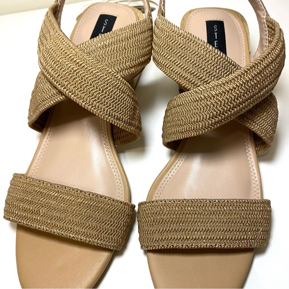 Steven by Steve Madden‎ Radar Woven Crisscross Slingback Sandals Tan Women's 10 - Picture 2 of 8
